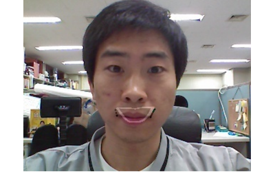 Adaptive Lip Feature Point Detection Algorithm for Real-time Computer Vision-based Smile Training System Representative